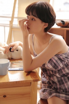 男女在一起愁愁愁视频素材